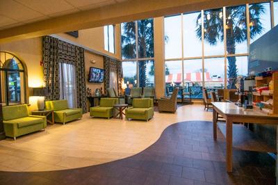 Holiday Inn Express and Suites Houston North Inter