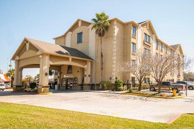 Holiday Inn Express and Suites Houston North Inter