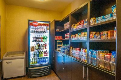 Holiday Inn Express and Suites Houston North Inter