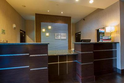 Holiday Inn Express & Suites Houston NW Beltway 8