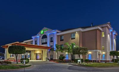 Holiday Inn Express and Suites Houston East