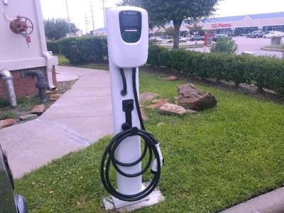 Holiday Inn Express and Suites Houston East