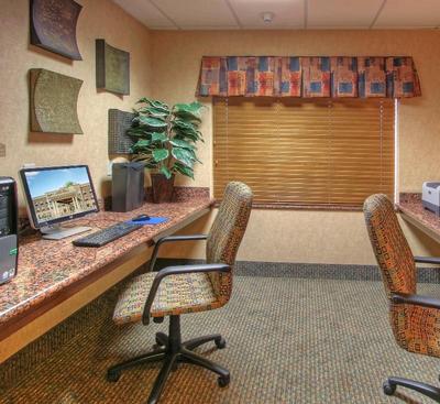 Holiday Inn Express and Suites Las Vegas