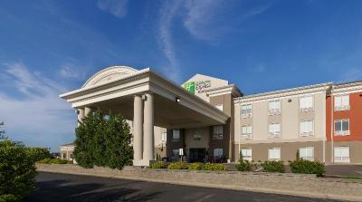 Holiday Inn Express and Suites Lawrence