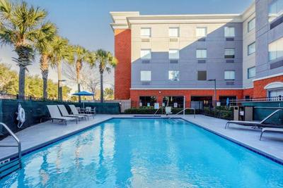 Holiday Inn Express and Suites Orlando Ocoee East