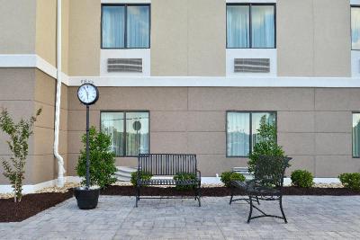 Holiday Inn Express and Suites West Ocean City