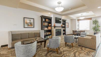 Holiday Inn Express and Suites Oklahoma City NW Qu
