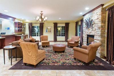 Holiday Inn Express and Suites Portland Jantzen Be