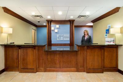 Holiday Inn Express & Suites Richmond