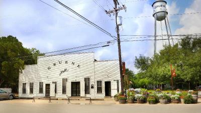 Holiday Inn Express and Suites New Braunfels
