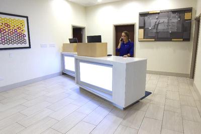 Holiday Inn Express and Suites Seguin