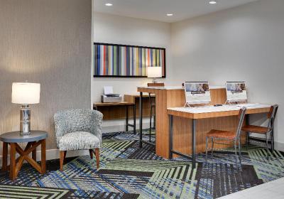 Holiday Inn Express and Suites San Antonio NW near