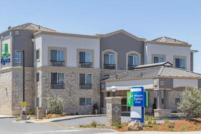 Holiday Inn Express & Suites San Jose Morgan Hill