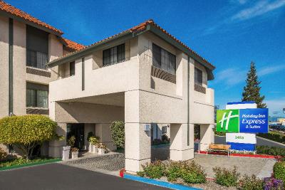 Holiday Inn Express and Suites Santa Clara Silicon