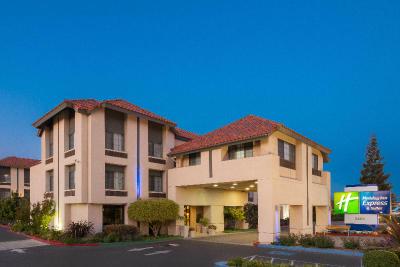 Holiday Inn Express and Suites Santa Clara Silicon