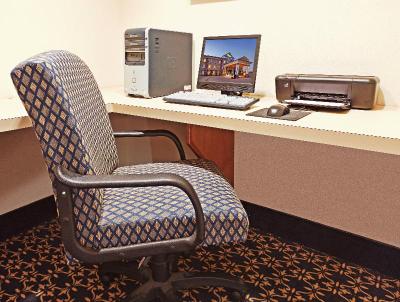 Holiday Inn Express and Suites Mountain Home