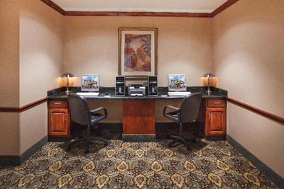 Holiday Inn Express and Suites Woodward Hwy 270