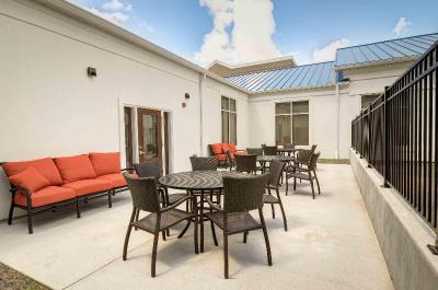 Holiday Inn Express and Suites North Platte