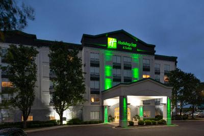 Holiday Inn & Suites Overland Park-Conv Ctr