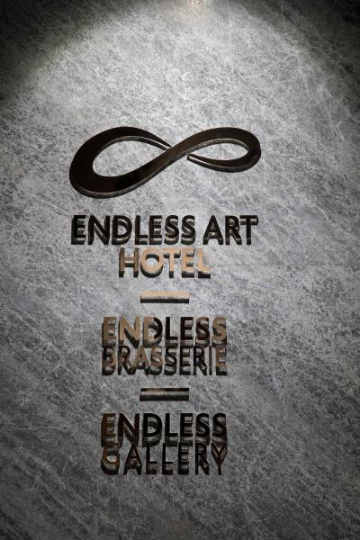 Endless Art Hotel