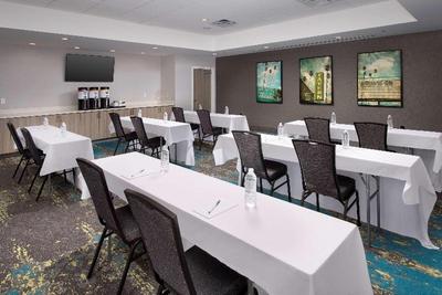 Hampton Inn Miami Airport East