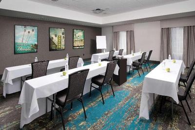 Hampton Inn Miami Airport East