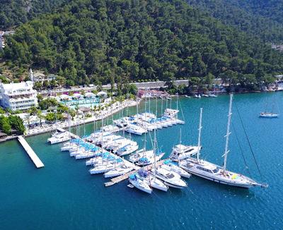Yacht Classic Hotel