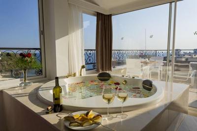 Wise Hotel & Spa Adults Only