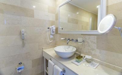 Wise Hotel & Spa Adults Only