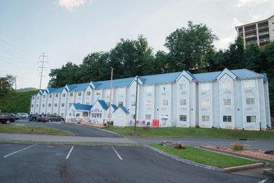 Guesthouse International Inn