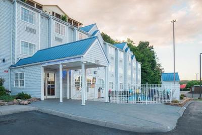 Guesthouse International Inn