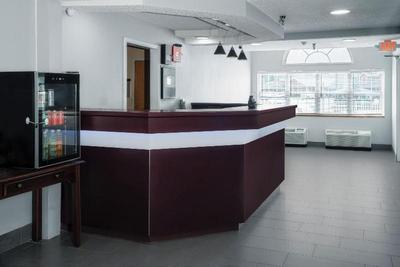 Guesthouse International Inn