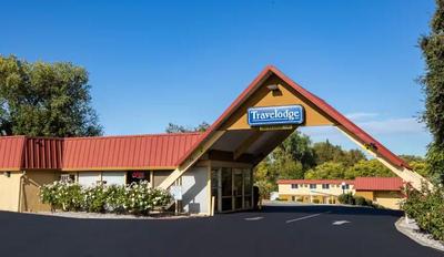 Travelodge by Wyndham Red Bluff South of Redding
