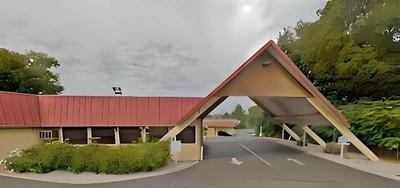 Travelodge by Wyndham Red Bluff South of Redding