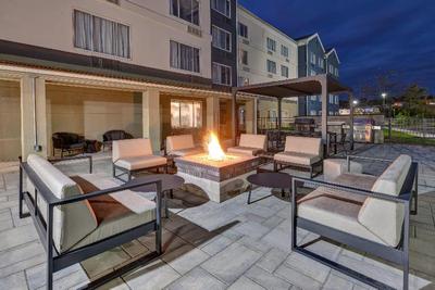 Staybridge Suites - Pittsburgh Airport