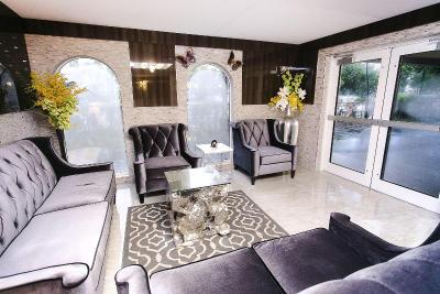 Ocean Beach Palace Hotel