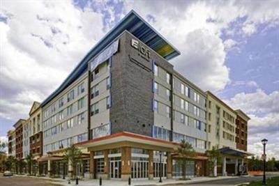 Aloft Richmond West