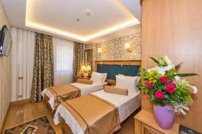 Aprilis Gold Hotel