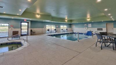 Holiday Inn Express Suites Denver Northwest Broomf