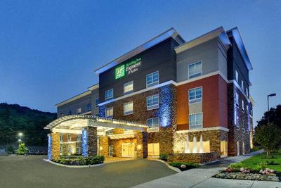 Holiday Inn Express Suites Ithaca