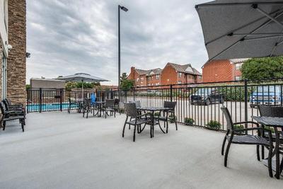 Holiday Inn Express Suites Dallas North Addison