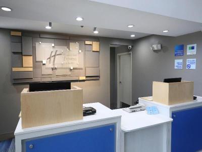 Holiday Inn Express & Suites Blythewood IHG Hotel