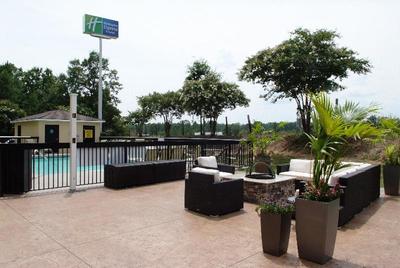 Holiday Inn Express & Suites Blythewood IHG Hotel