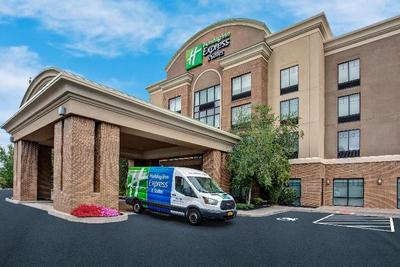 Holiday Inn Express Suites Rochester Webster