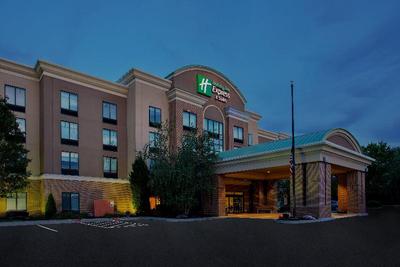 Holiday Inn Express Suites Rochester Webster