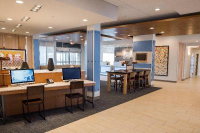 Holiday Inn Express Suites Marietta