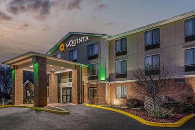 La Quinta Inn & Suites by Wyndham Plainfield