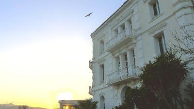 Grand Hotel des Sablettes Plage, Curio by Hilton
