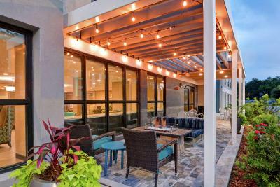 Home2 Suites by Hilton Pensacola I-10 at North Dav