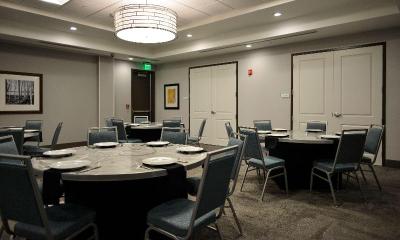 Hilton Garden Inn Louisville Mall of St. Matthews,